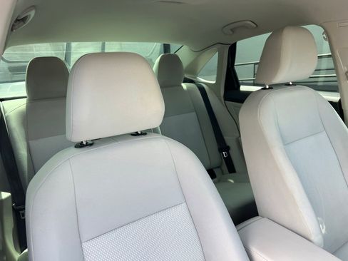 Used 2019 Volkswagen Jetta S w/ Driver Assistance Package image 38