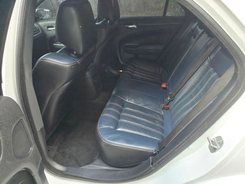 Used 2015 Chrysler 300 S image 18