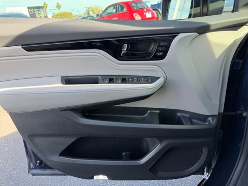 Used 2024 Honda Odyssey Touring image 13