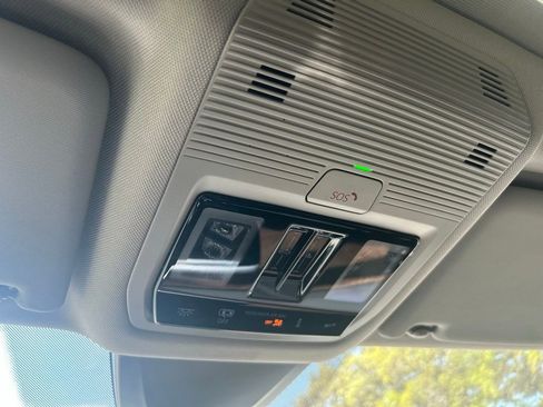 New 2026 Volkswagen Atlas SE FWD image 59