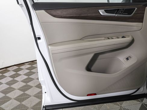 New 2026 Volkswagen Atlas SEL Premium R-Line image 32