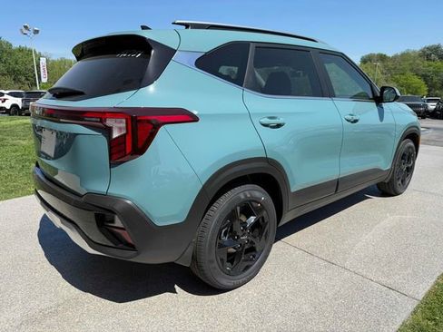 New 2026 Kia Seltos EX FWD image 4