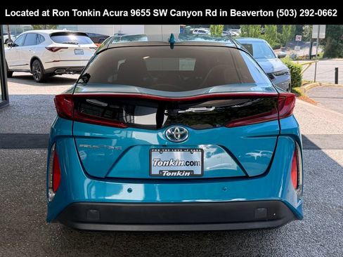 Used 2018 Toyota Prius Prime Advanced w/ Carpet Mat Package FWD image 6