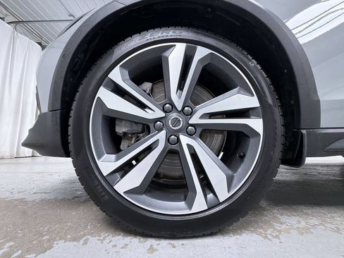 Used 2026 Volvo V60 B5 Cross Country Plus w/ Protection Package Premier AWD/4WD image 8
