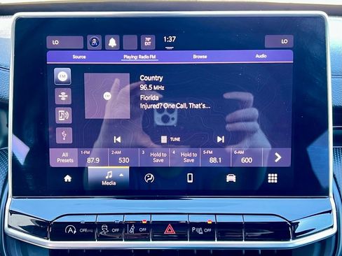 Used 2024 Jeep Compass Trailhawk image 29