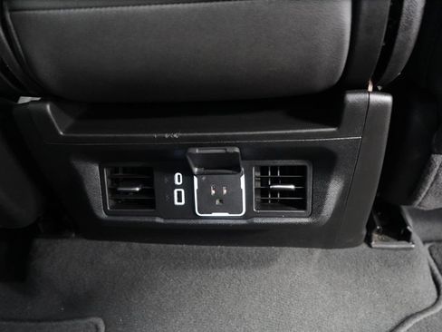 Used 2024 GMC Sierra 1500 SLT RWD image 28