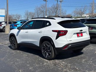 New 2026 Chevrolet Trax RS w/ Driver Confidence Package video 3