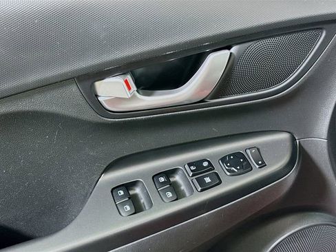 Used 2023 Hyundai Kona SEL w/ Convenience Package AWD/4WD image 18