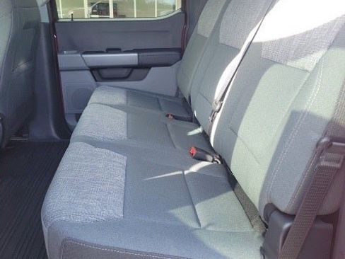 Used 2024 Ford F350 XLT image 9