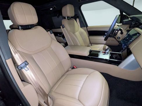 New 2026 Land Rover Range Rover Long Wheelbase SE AWD/4WD image 30
