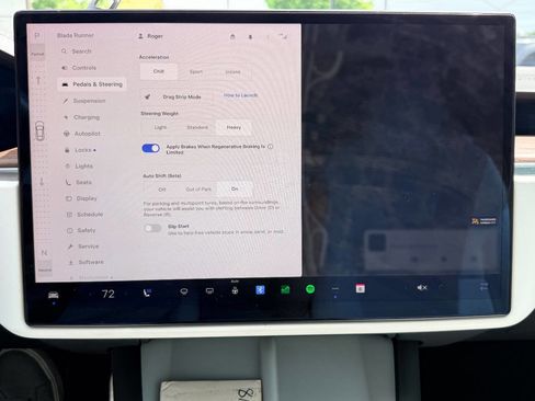 Used 2022 Tesla Model S image 27