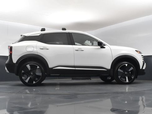 New 2026 Nissan Kicks SR w/ SR Premium Package FWD image 43
