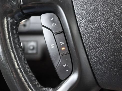 Used 2013 Buick Enclave Leather AWD/4WD image 23