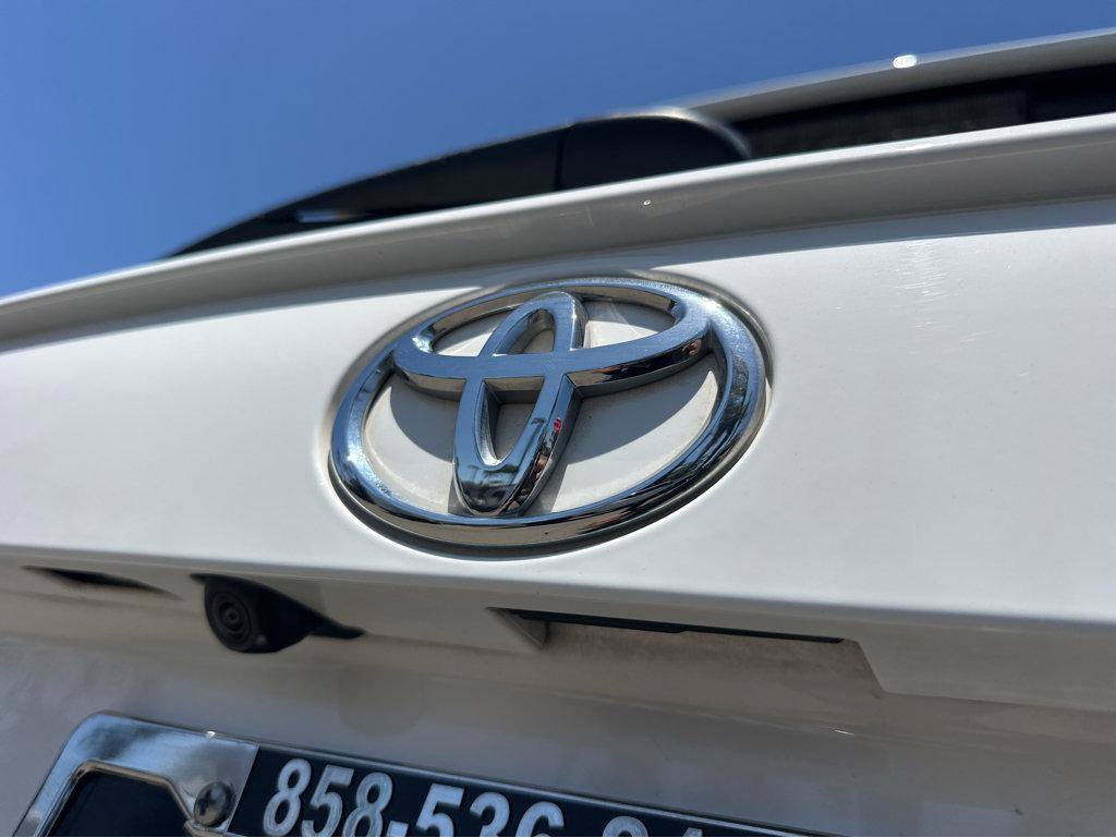 Used 2021 Toyota RAV4 XLE w/ Convenience Package FWD image 43