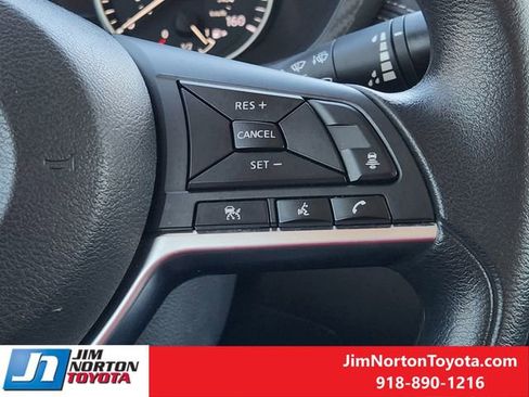 Used 2024 Nissan Sentra SV image 30