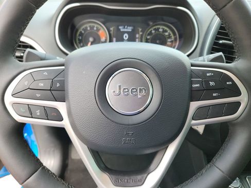 Used 2022 Jeep Cherokee Latitude image 30