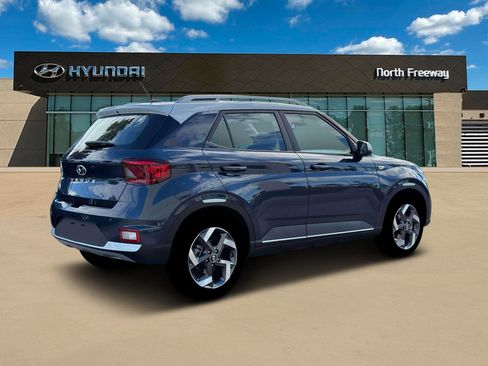 New 2026 Hyundai Venue SEL image 8