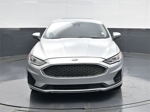 Used 2019 Ford Fusion SE image 8