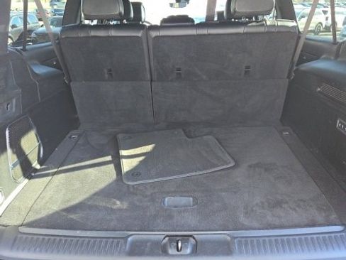 Used 2024 Jeep Wagoneer L Series II w/ Flexible Seating Group image 28