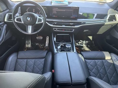 Used 2024 BMW X5 xDrive40i w/ M Sport Package AWD/4WD image 16