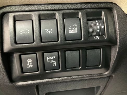 Used 2022 Subaru Ascent Touring image 22