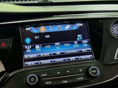 Used 2017 Buick Envision Essence AWD/4WD image 17