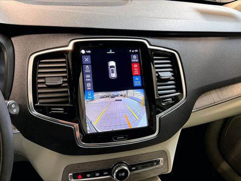 Certified 2023 Volvo XC90 B6 Plus w/ Protection Package Premier AWD/4WD image 28
