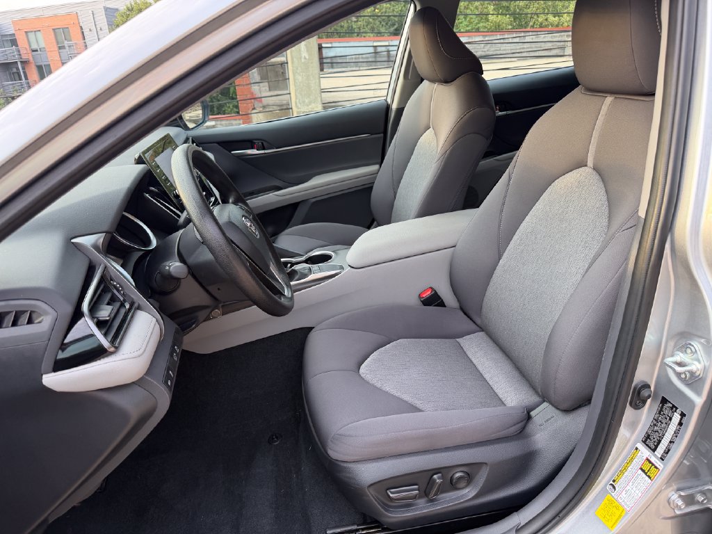 Used 2024 Toyota Camry LE FWD image 12