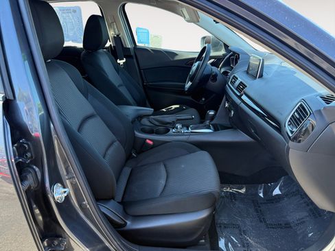 Used 2016 MAZDA MAZDA3 i Touring w/ Popular Equipment Package FWD image 19
