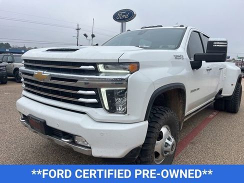 Used 2022 Chevrolet Silverado 3500 High Country w/ Safety Package II image 3