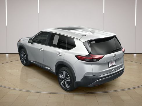 Used 2022 Nissan Rogue SL FWD image 36
