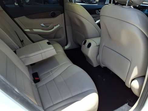 Used 2022 Mercedes-Benz GLC 300 image 21