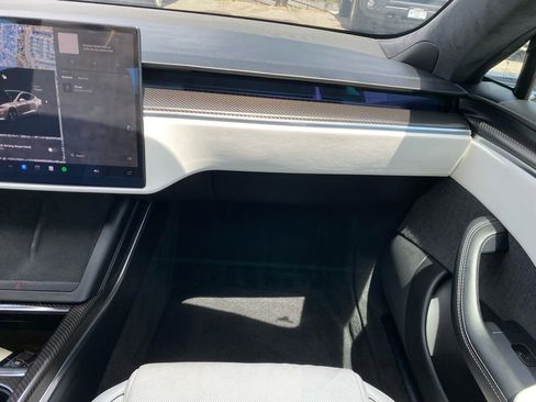 Used 2022 Tesla Model S Plaid AWD/4WD image 18