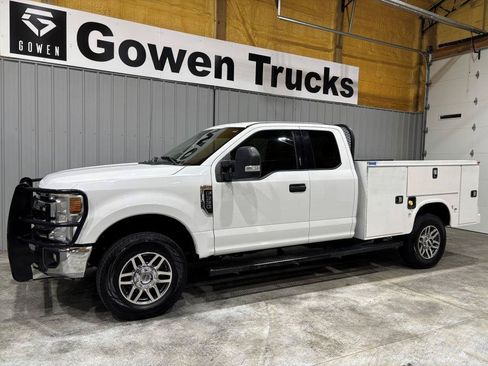 Used 2020 Ford F350 XLT w/ XLT Value Package AWD/4WD image 4