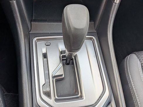 Used 2021 Subaru Forester Premium image 18