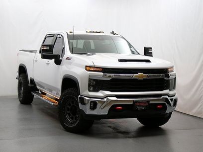 Used 2024 Chevrolet Silverado 2500 LT