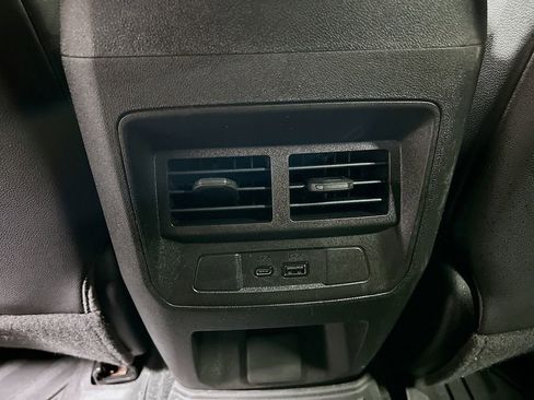 Used 2025 Chevrolet Colorado ZR2 w/ Technology Package image 26