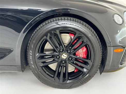 Used 2020 Bentley Continental GT V8 image 33