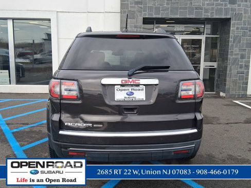 Used 2017 GMC Acadia Limited SLT image 7