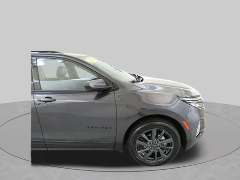 Used 2023 Chevrolet Equinox RS AWD/4WD image 11
