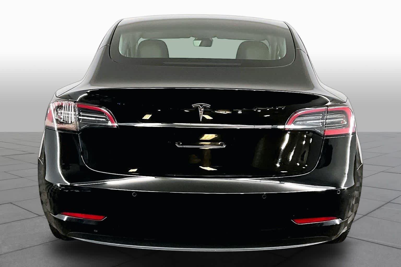 Used 2021 Tesla Model 3 Long Range AWD/4WD image 4