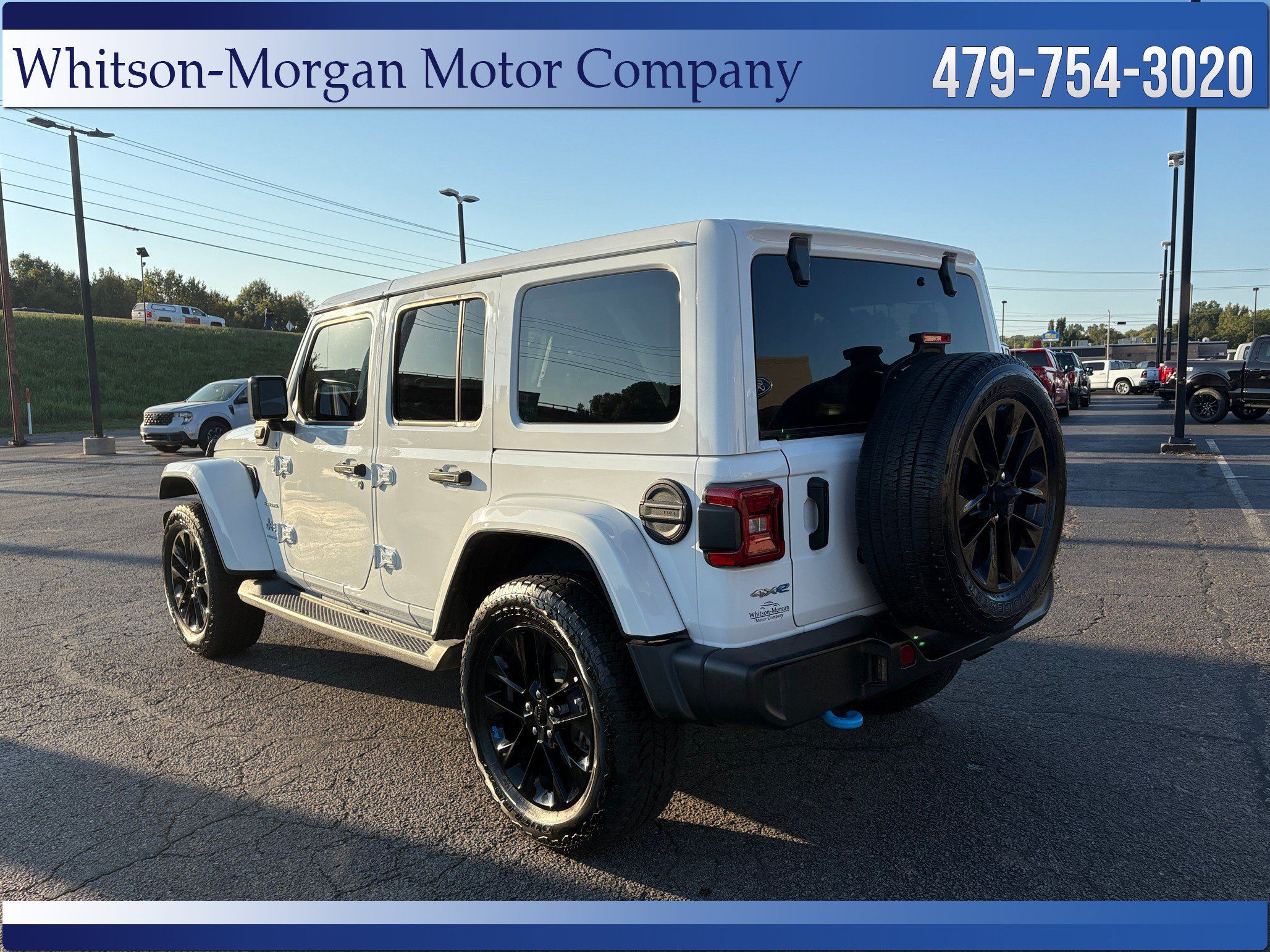 Used 2023 Jeep Wrangler Unlimited Sahara w/ Cold Weather Group AWD/4WD image 7