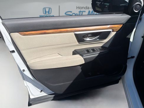 Used 2021 Honda CR-V EX image 19