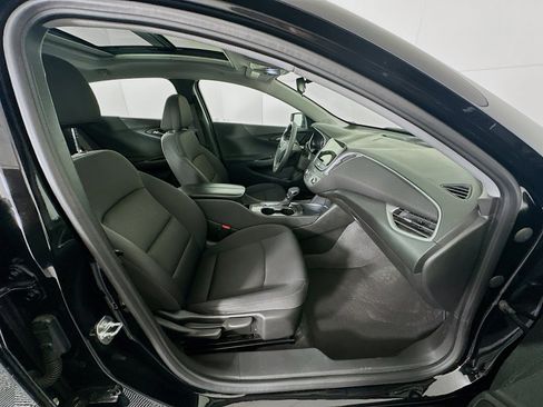 Used 2024 Chevrolet Malibu LT image 29