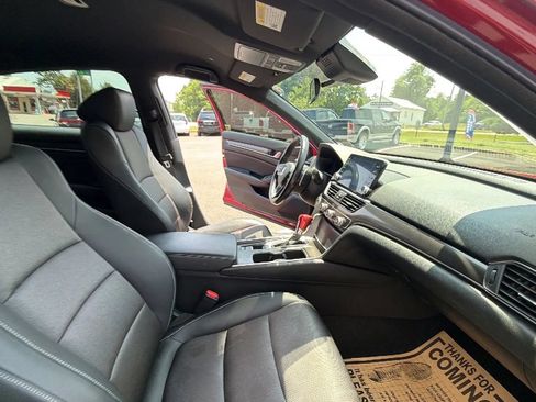 Used 2018 Honda Accord Sport image 46