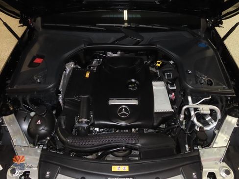 Used 2018 Mercedes-Benz E 300 4MATIC w/ Premium 2 Package (Q02) image 18