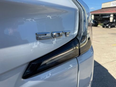 Used 2019 Cadillac XT4 Sport w/ LPO, Midnight Sport Package AWD/4WD image 10