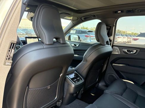 New 2026 Volvo XC60 B5 Ultra w/ Protection Package Premier image 24