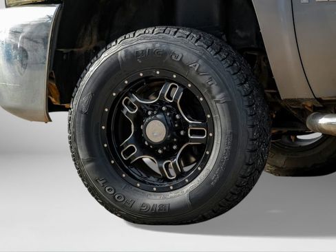 Used 2008 Chevrolet Silverado 2500 LT w/ Suspension Package, Off-Road image 49