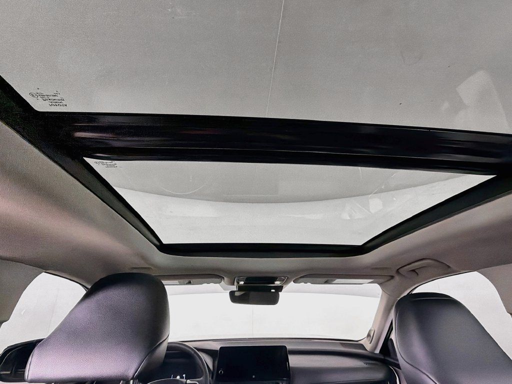 Used 2025 Toyota Grand Highlander AWD image 15